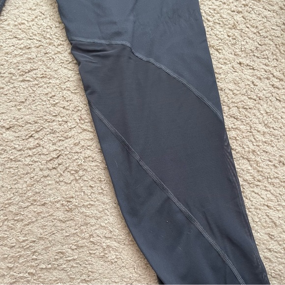 Victoria’s Secret leggings - Picture 4 of 5